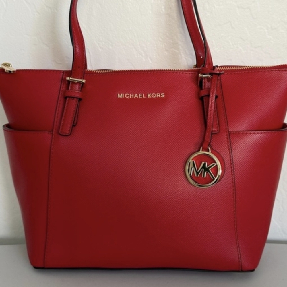 NWT - Michael Kors Crimson Red Tote Jet Set - Picture 7 of 8